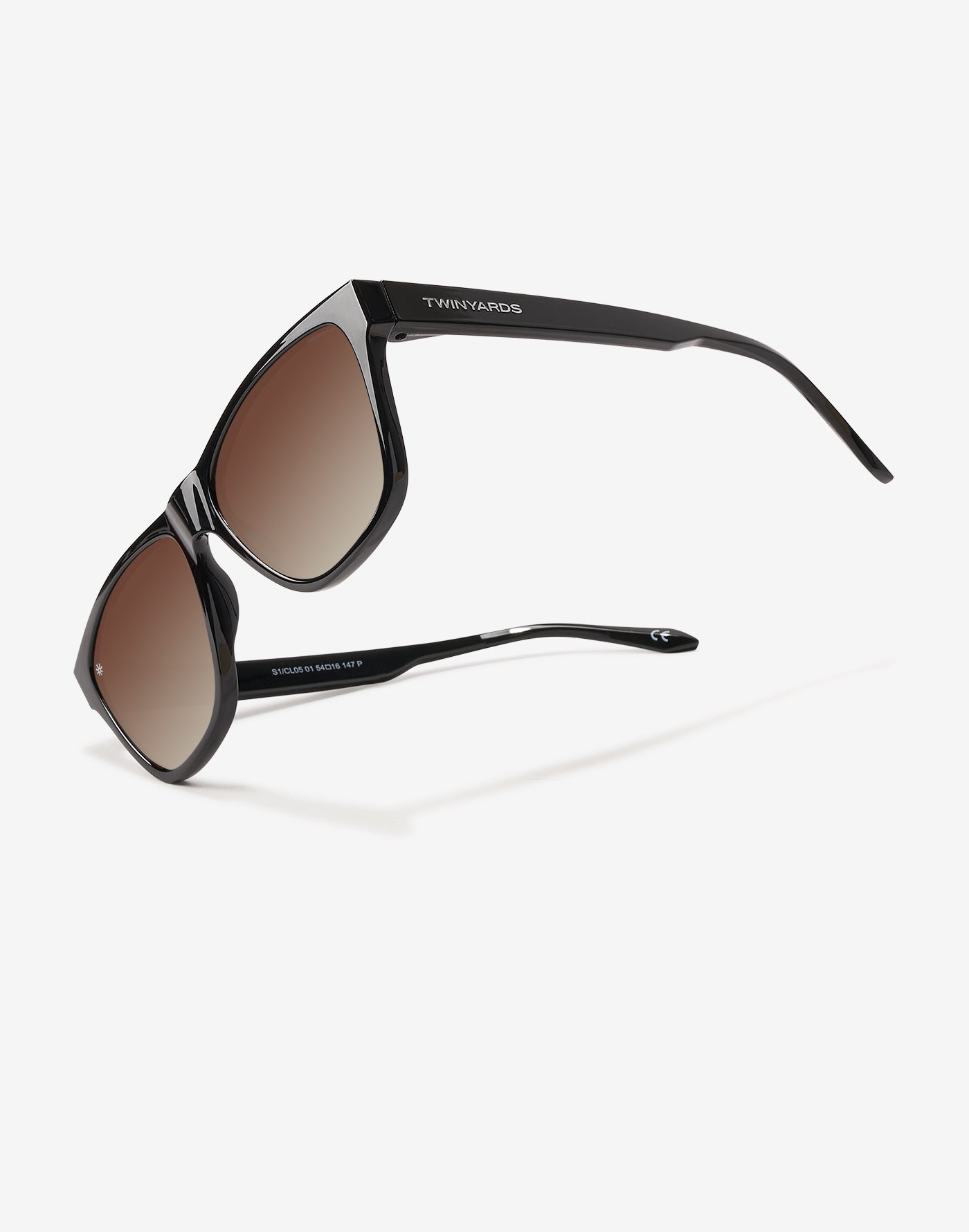 CALI ARAKU POLARIZED